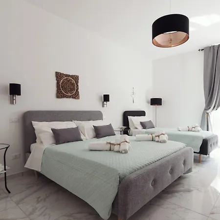 Couette-café Calafatari Syracuse