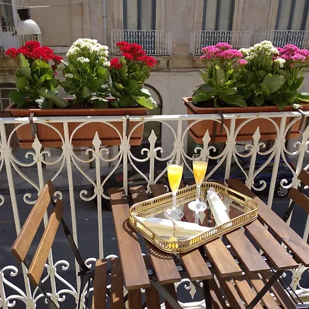 Couette-café Calafatari Syracuse